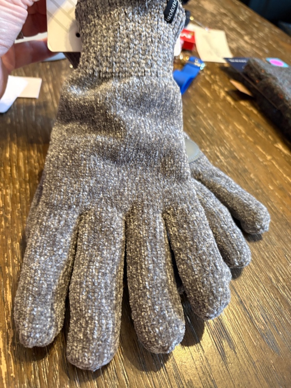 isotoner Gray Knit Touchscreen Gloves